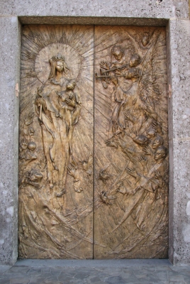 Portale in bronzo della Chiesa Regina Pacis - Cusano Milanino